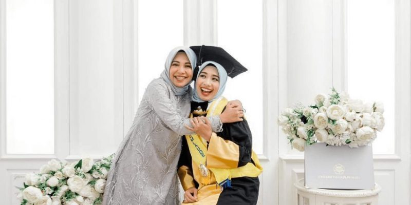 Ucapan Selamat Wisuda untuk Adik